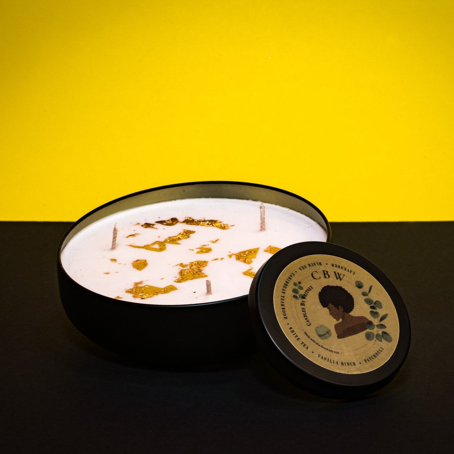 Mistletoe 24K Gold 3-Wick 16 oz. Candle