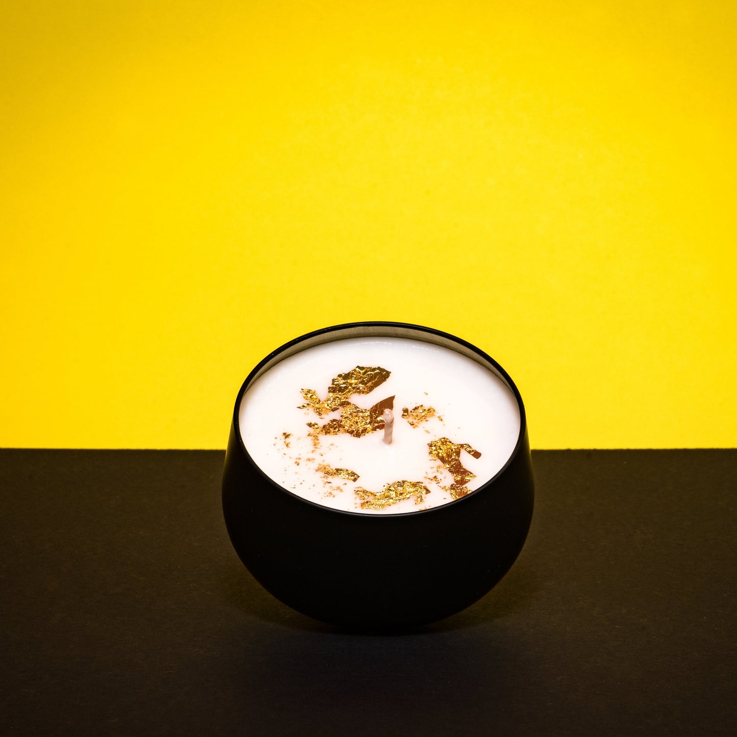 White Birch 24K Gold Single Wick 7 oz Candle