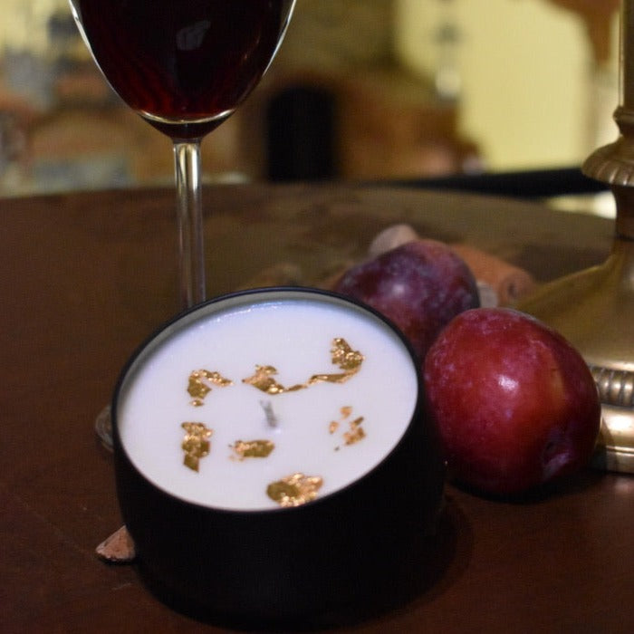 Cashmere Plum 24K Gold Single Wick 7 oz. Candle
